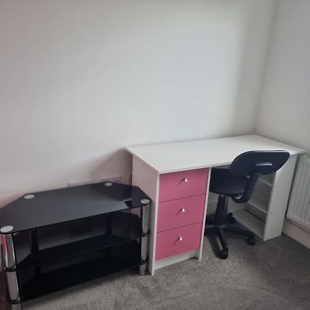 Kingsize Room Close To The A30 Camborne Pool Buitenkant foto