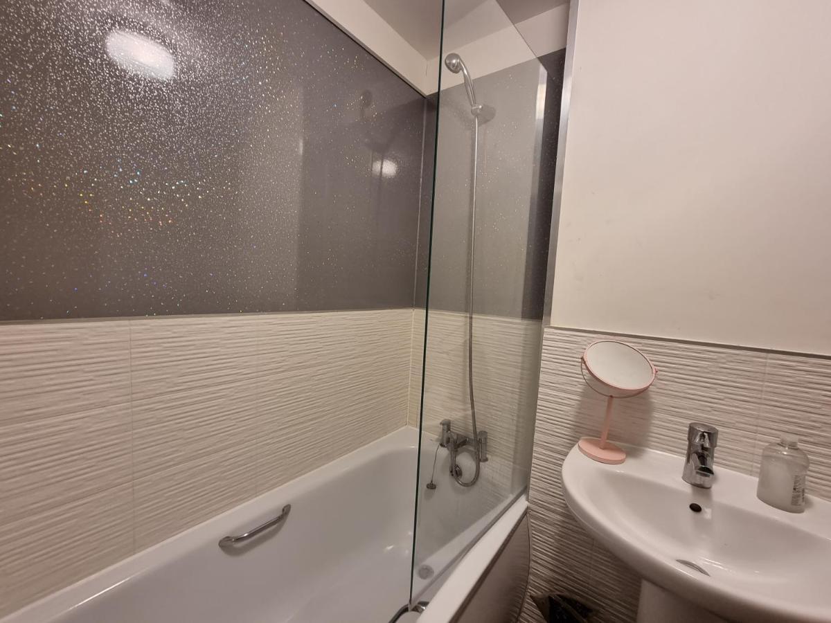 Kingsize Room Close To The A30 Camborne Pool Buitenkant foto